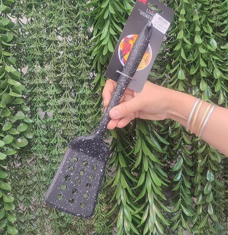 کفگیر سیلیکونی یونیک